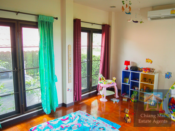 3 Bed Bungalow for Rent in Moo Baan Wangtan.