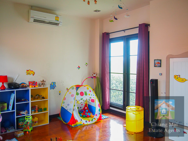 3 Bed Bungalow for Rent in Moo Baan Wangtan.