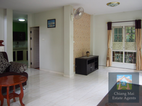 3 Bed Home for Rent in KP9