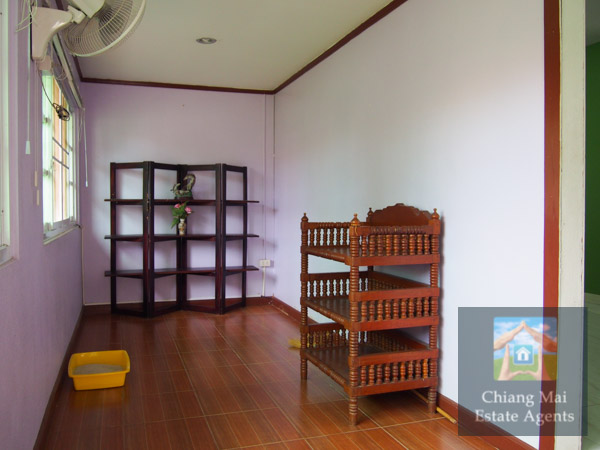 3 Bed Home for Rent in KP9