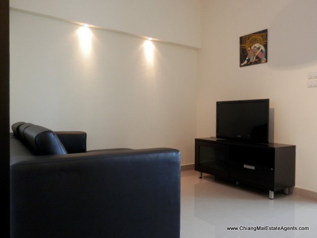 Newly Renovated Studio Condo