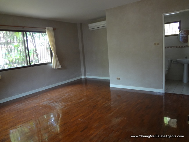 3 bedrooms house for Rent