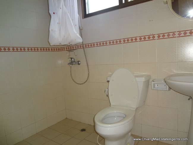 3 bedrooms house for Rent