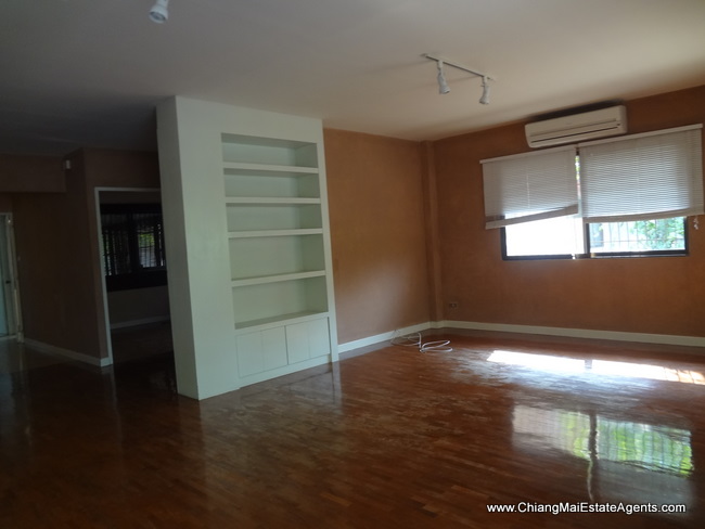 3 bedrooms house for Rent