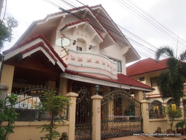 4 Bedroom 3 Bathroom house for sale in Koolpuntville 7