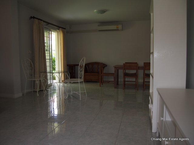 A Large and Appealing Home for Rent in Moo Bahn Home in Park