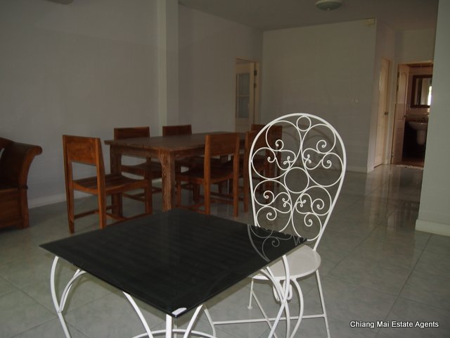 A Large and Appealing Home for Rent in Moo Bahn Home in Park