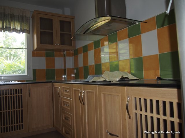 A Large and Appealing Home for Rent in Moo Bahn Home in Park