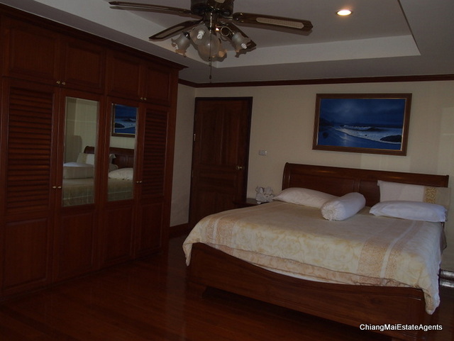 Superb 3 Bed/ 3 Bath Condo for Rent