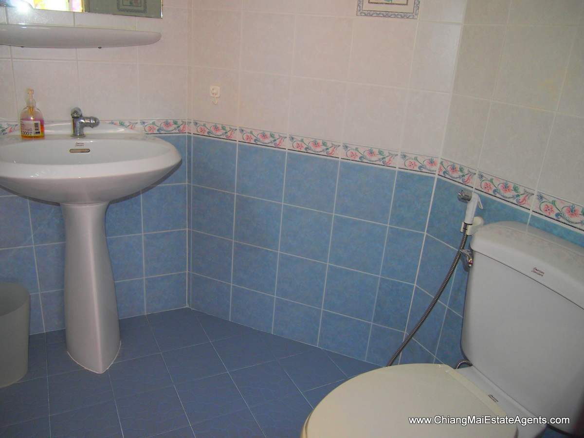 Comfortable 3 Bedroom Bungalow