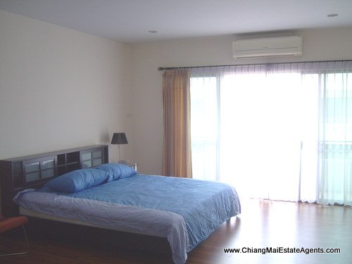 3 Bd, 2Bath Condo For Sale