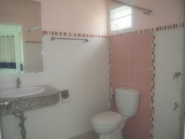 Fully Air Conditioned Bungalow For Rent