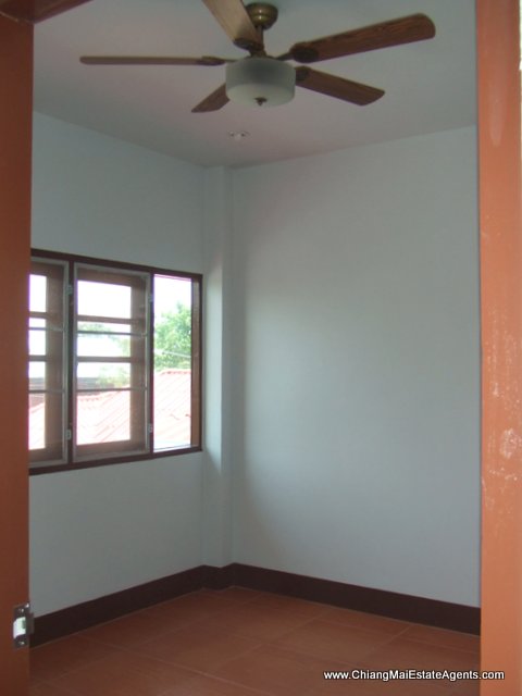 3 Bedroom house for sale in San Phra Net