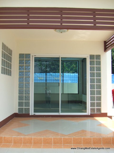 3 Bedroom house for sale in San Phra Net