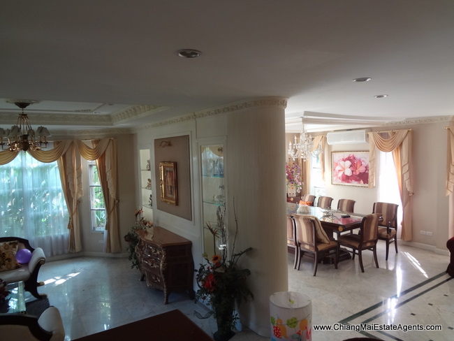 Beautiful 4 Bedroom house for rent in Hang Dong