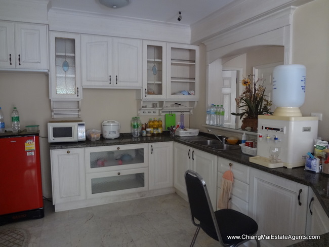 Beautiful 4 Bedroom house for rent in Hang Dong