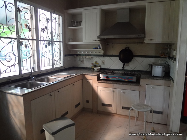 Beautiful 4 Bedroom house for rent in Hang Dong