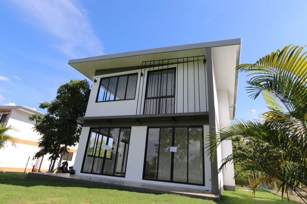 Modern House for Sale in Naam Phrae