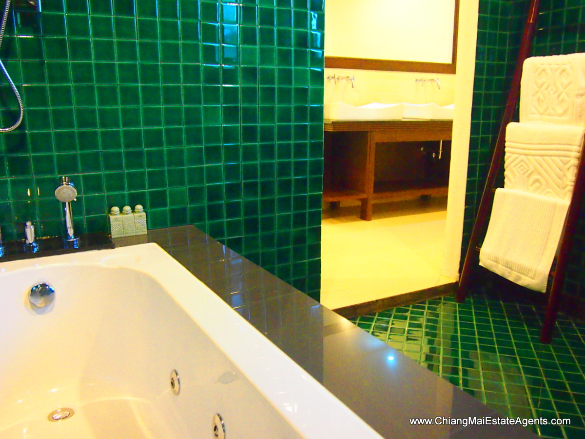 Condo For Sale in Natara Exclusive Residences