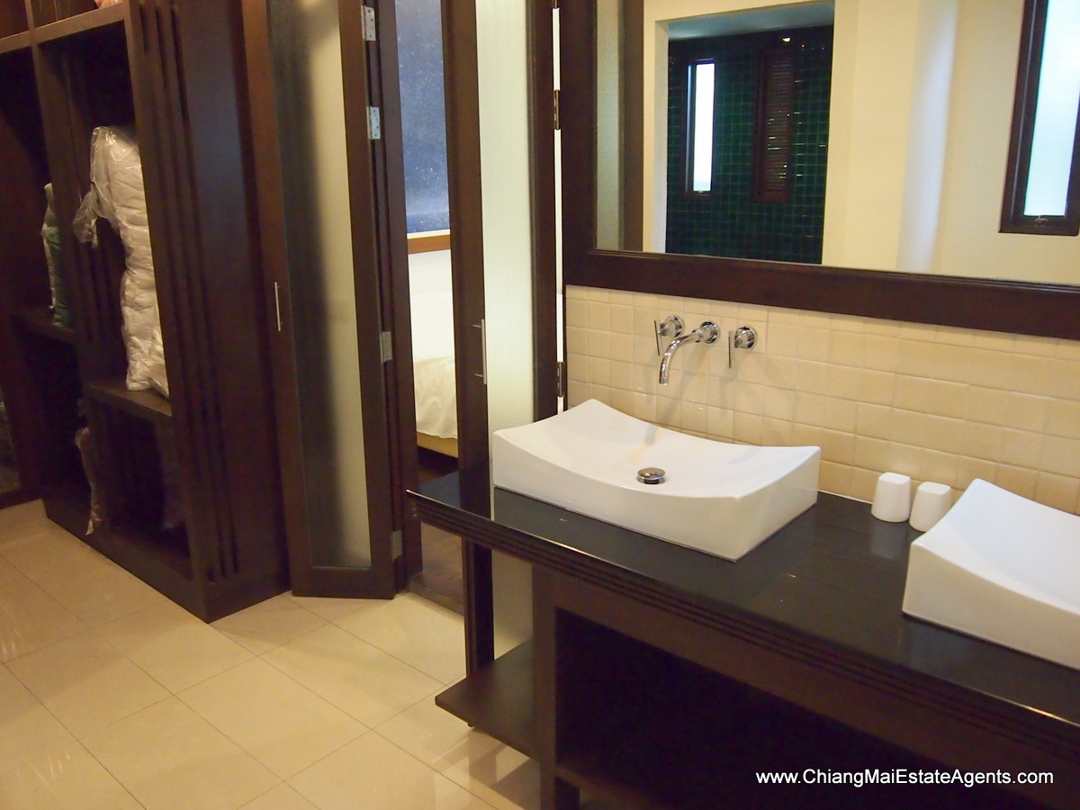 Condo For Sale in Natara Exclusive Residences