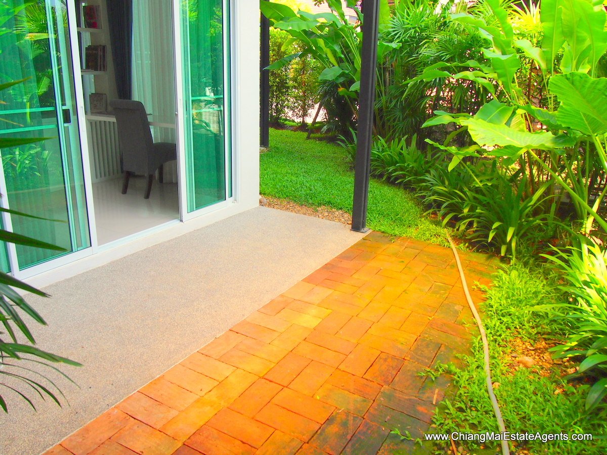 Condo For Sale in Natara Exclusive Residences