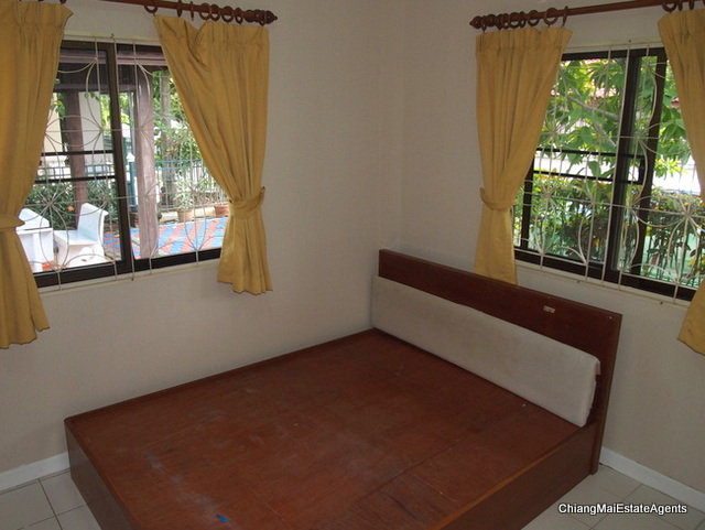 3 Bed/2 Bath Bungalow For Sale