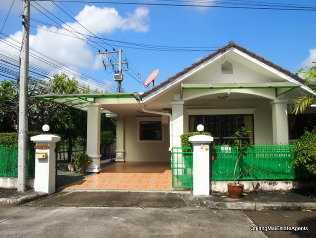 3 Bed/2 Bath Bungalow For Sale