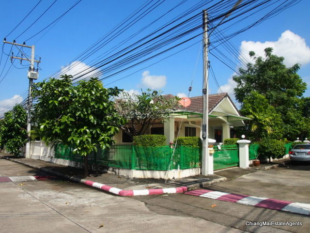 3 Bed/2 Bath Bungalow For Sale