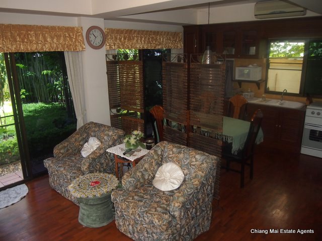 2 Houses 1 Property In Rungaroon 3