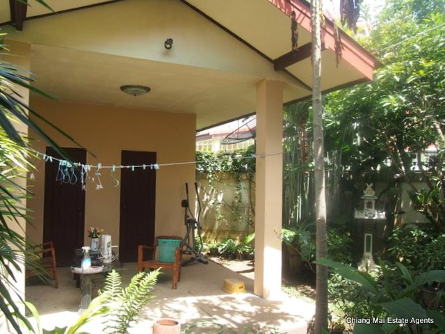 2 Houses 1 Property In Rungaroon 3