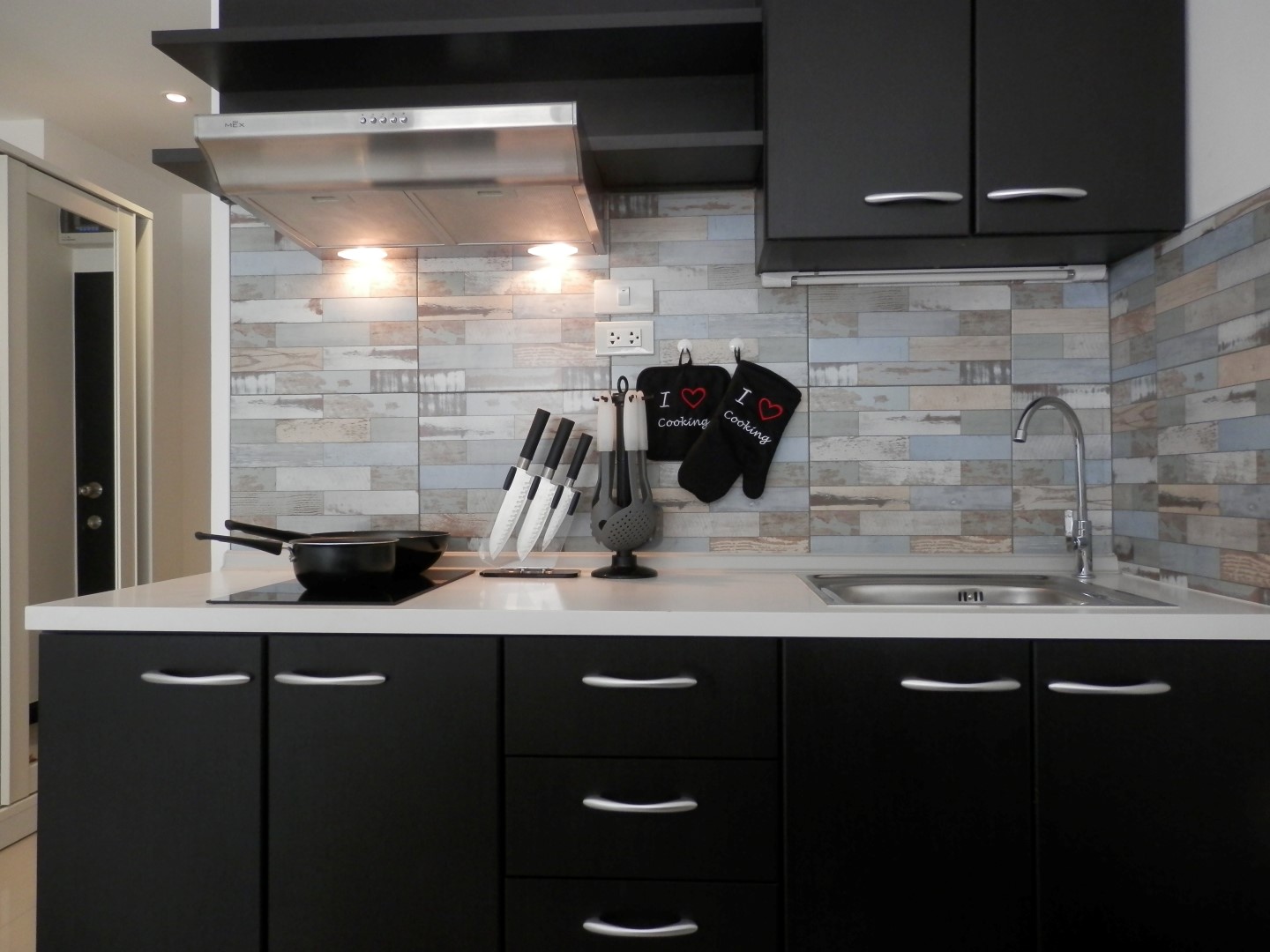Studio Condo For Sale In JC Hill Place
