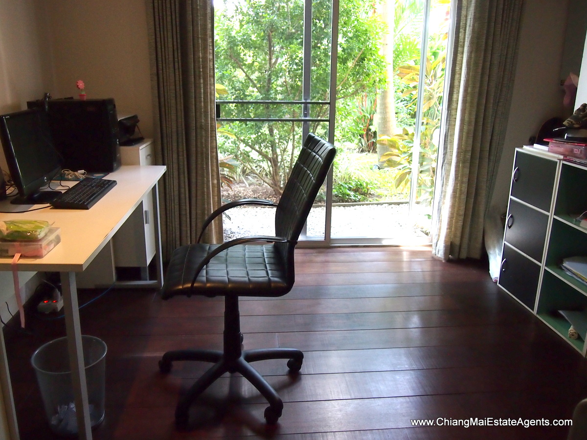 Fantastic Home with Pool in Hang Dong