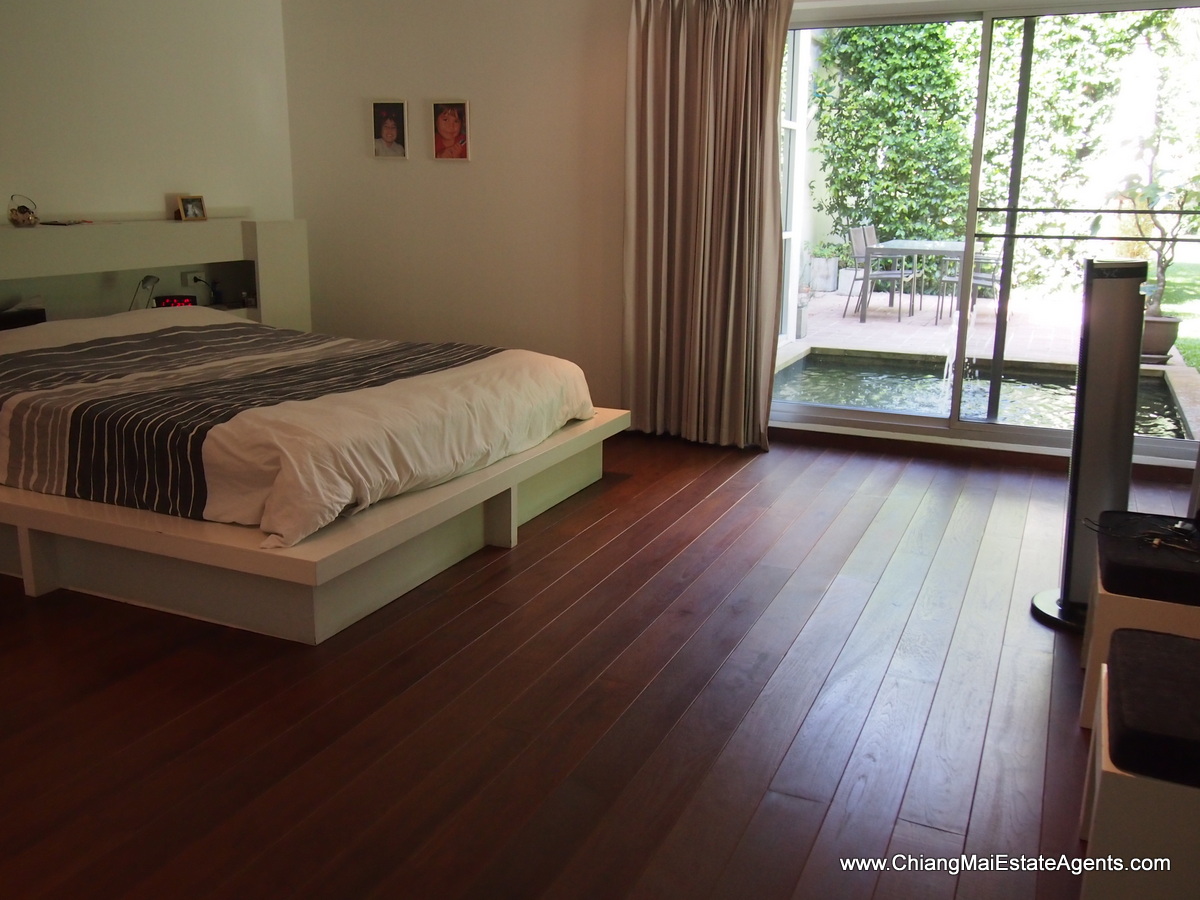 Fantastic Home with Pool in Hang Dong