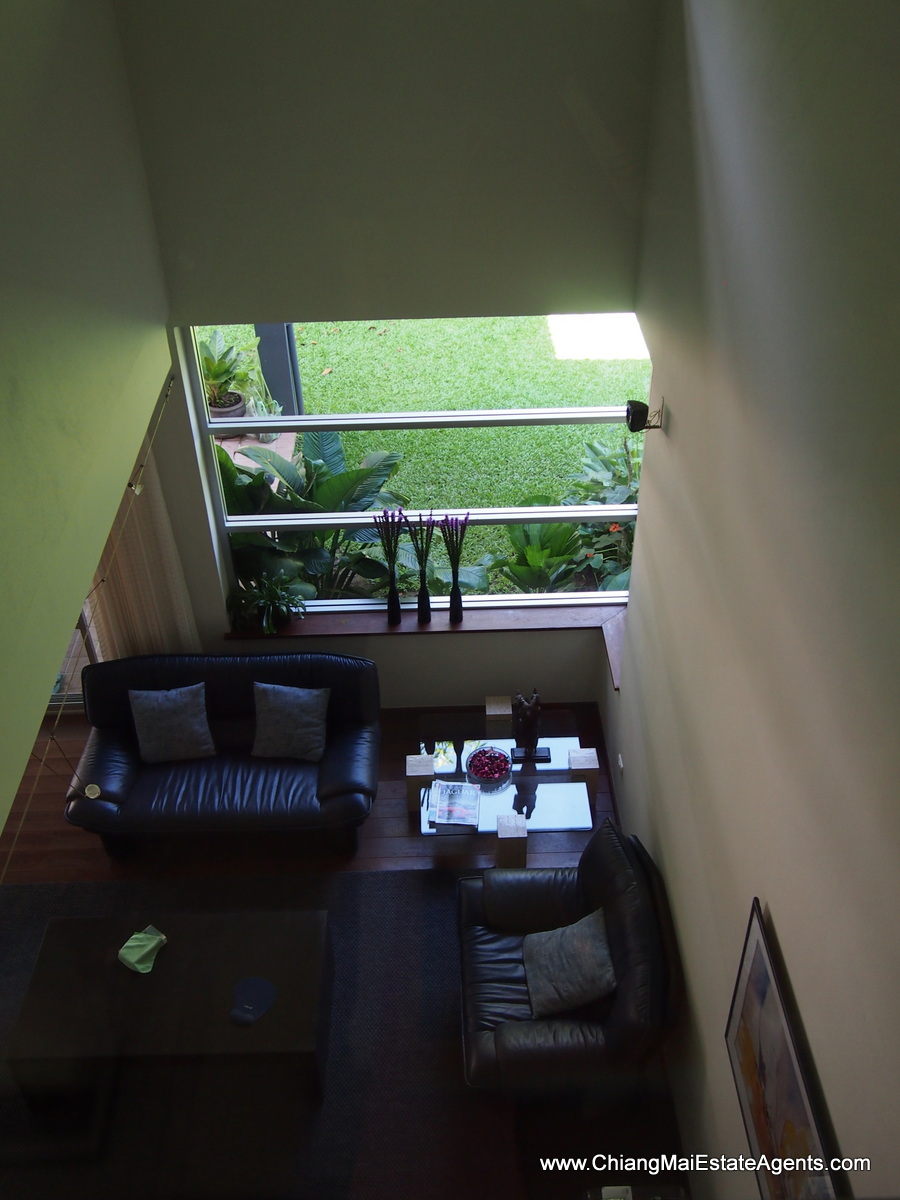 Fantastic Home with Pool in Hang Dong