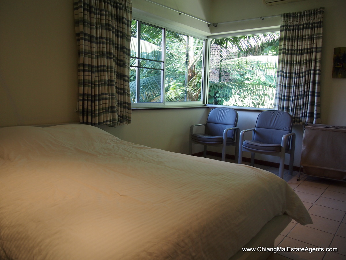 Fantastic Home with Pool in Hang Dong