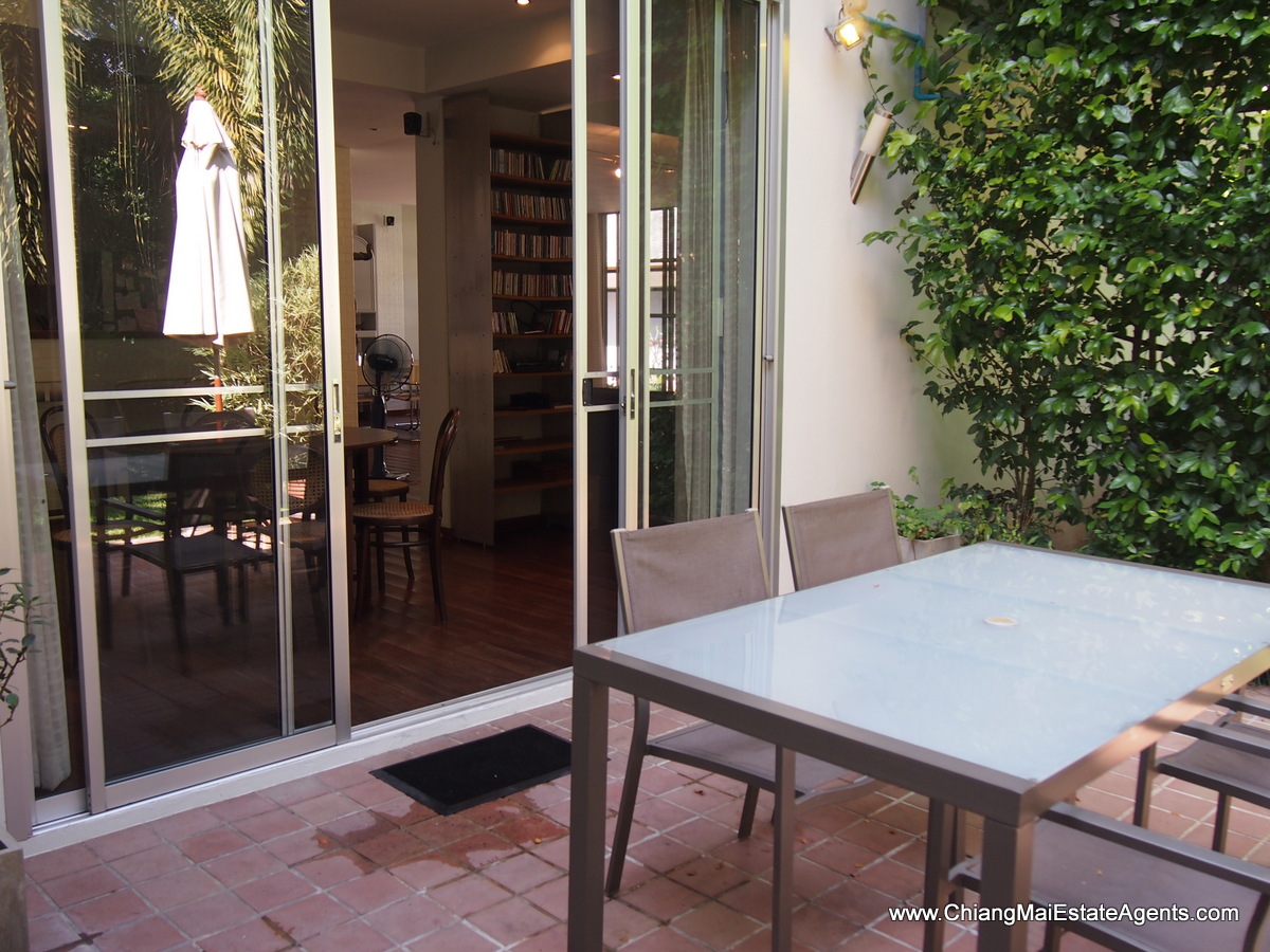 Fantastic Home with Pool in Hang Dong