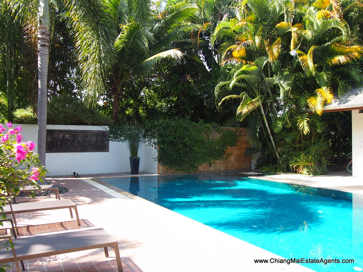 Fantastic Home with Pool in Hang Dong