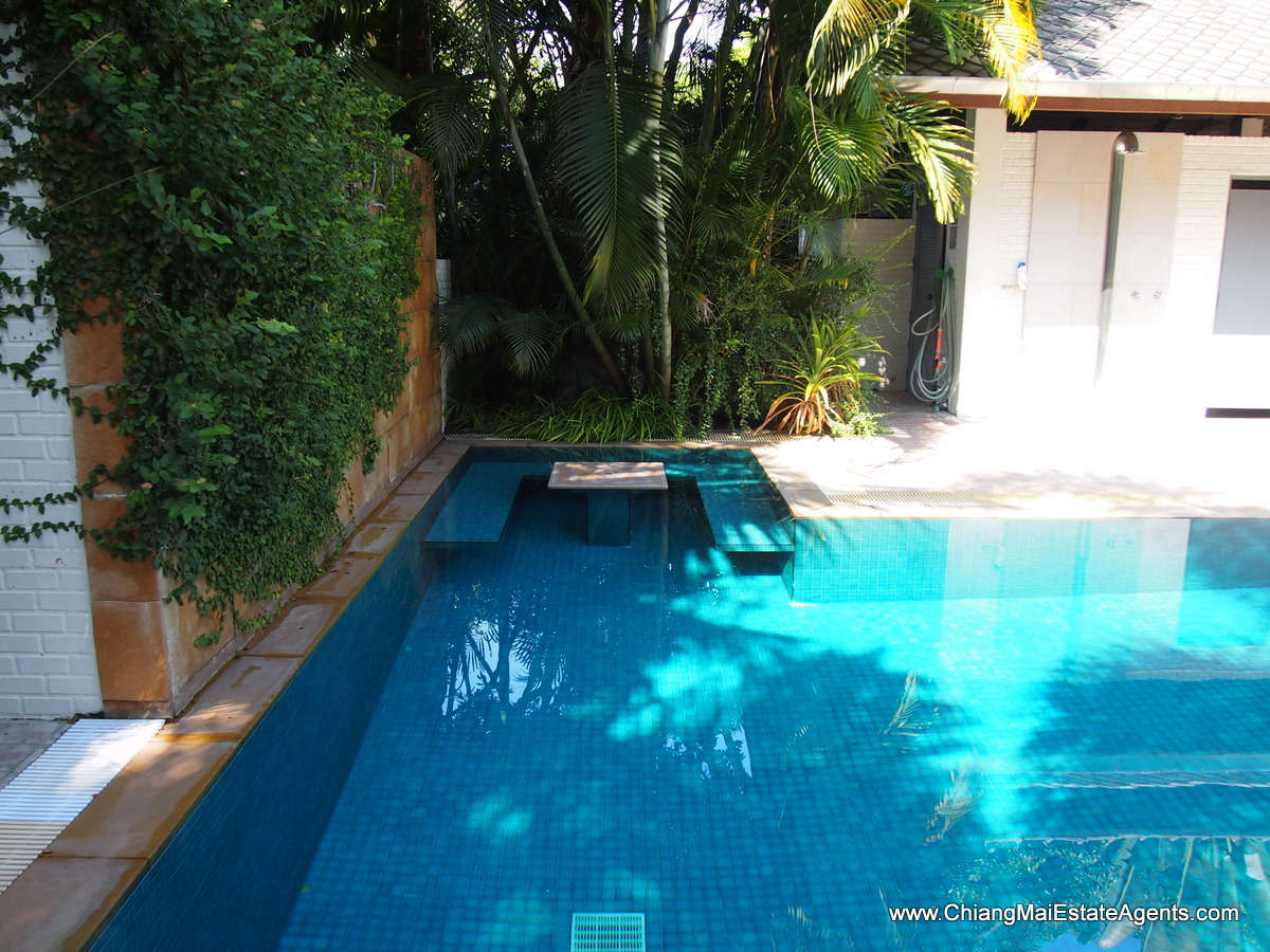 Fantastic Home with Pool in Hang Dong