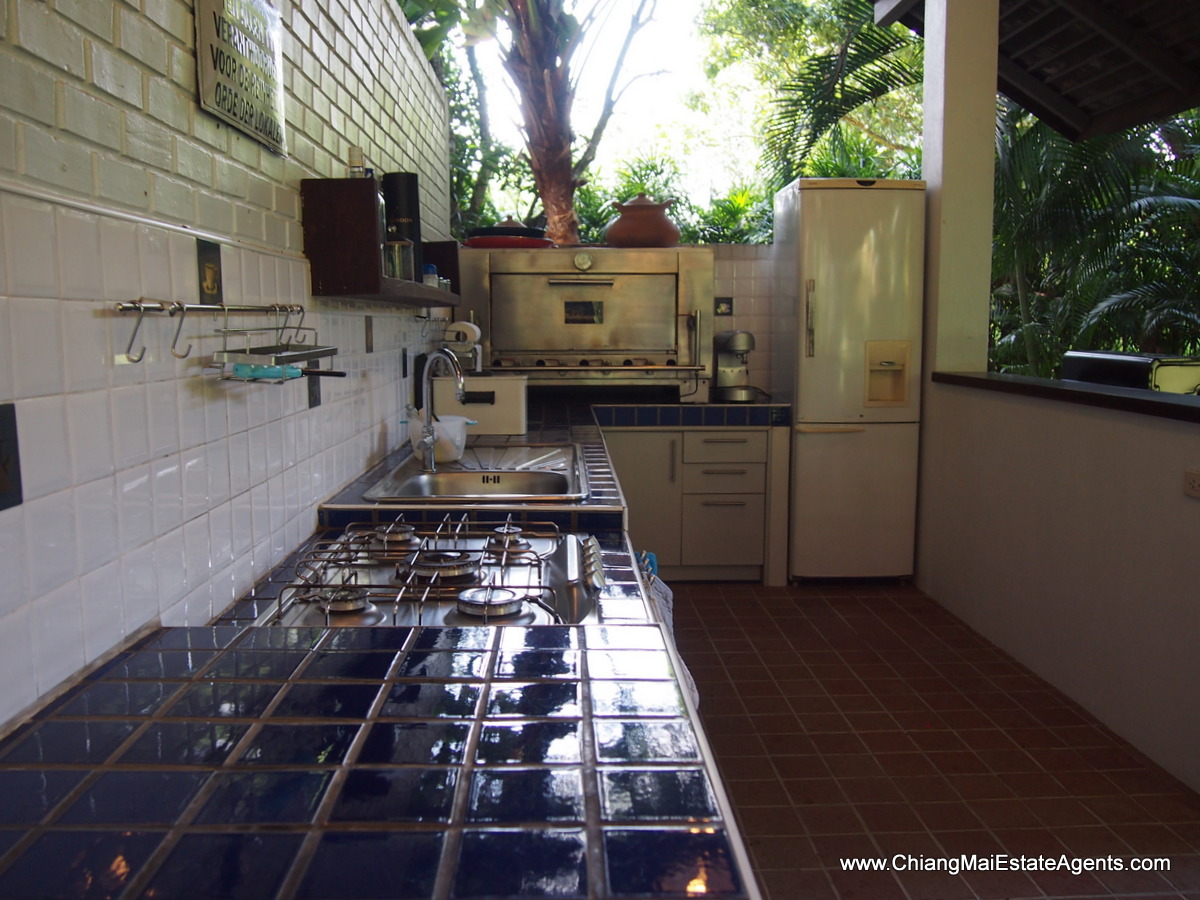 Fantastic Home with Pool in Hang Dong