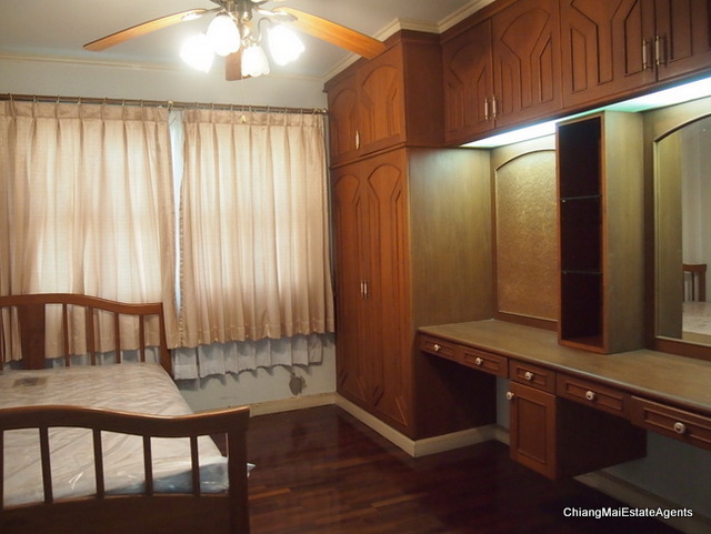 House for Rent 3 Bed, 3 Bath Fully Furnished