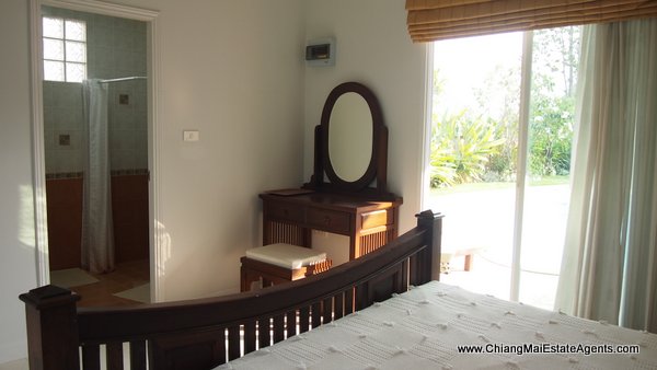 Luxury 5 Bedroom Home with Swimming Pool