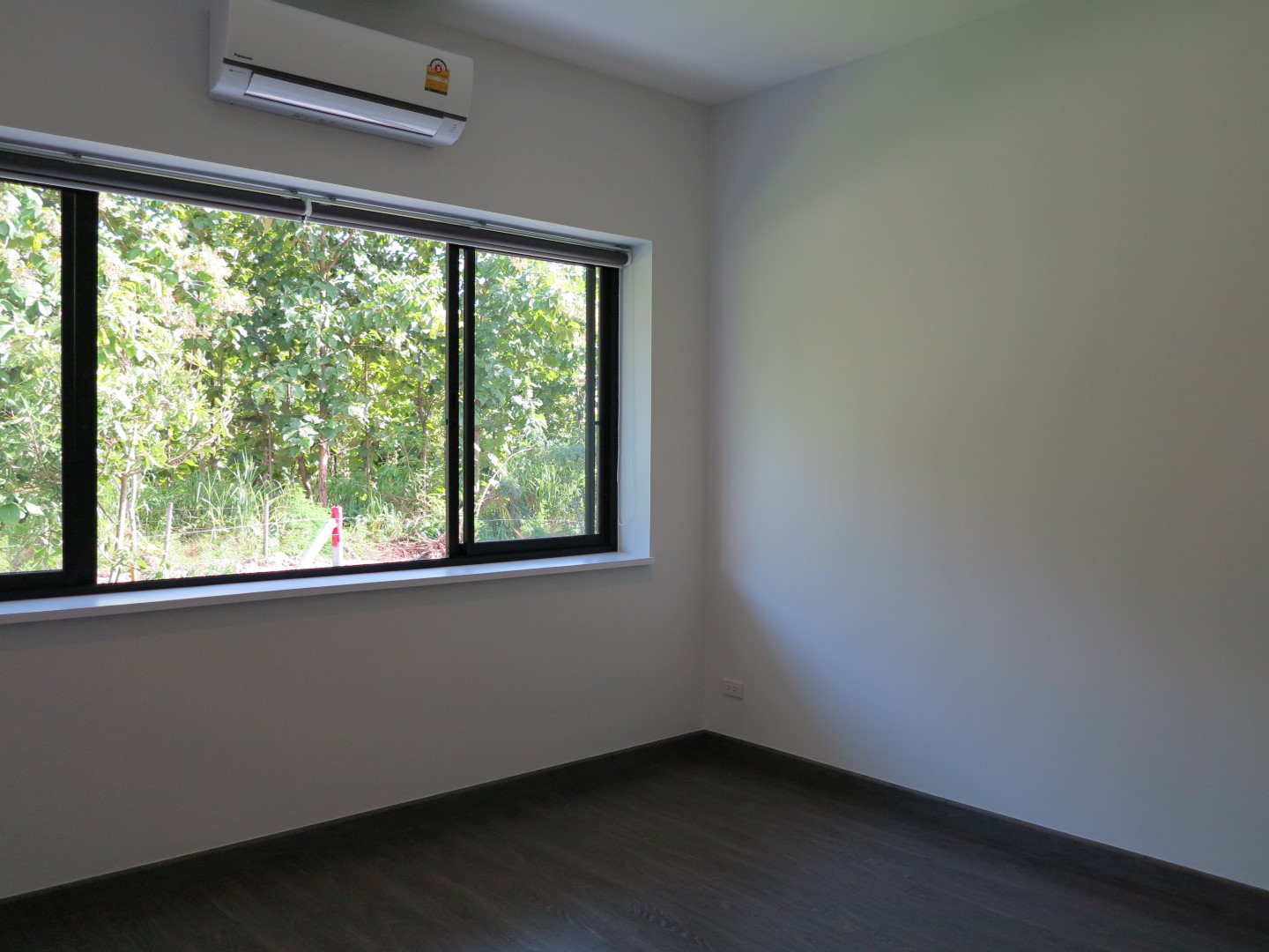 Large Single Story Home For Sale With Private Pool