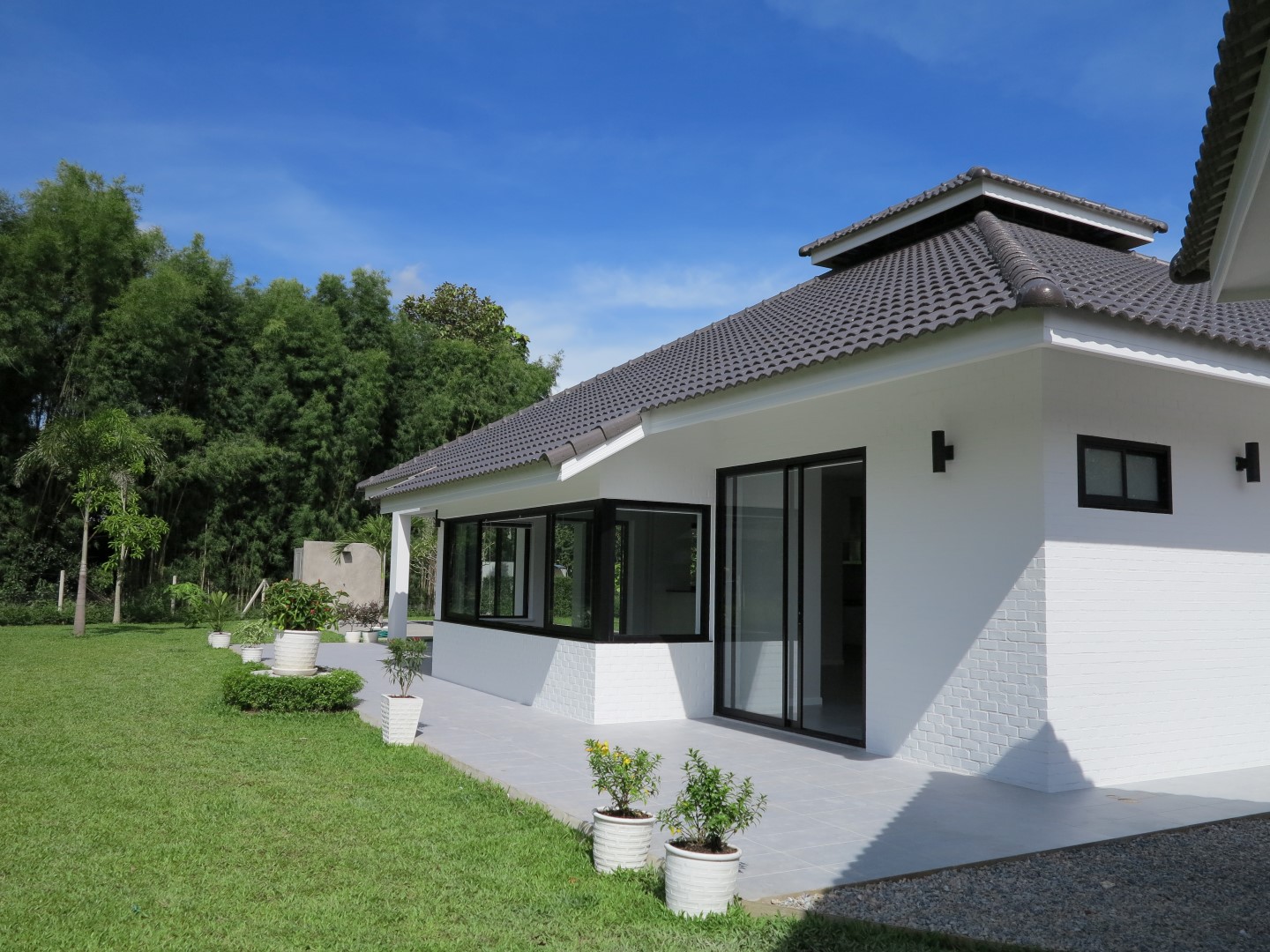 Large Single Story Home For Sale With Private Pool