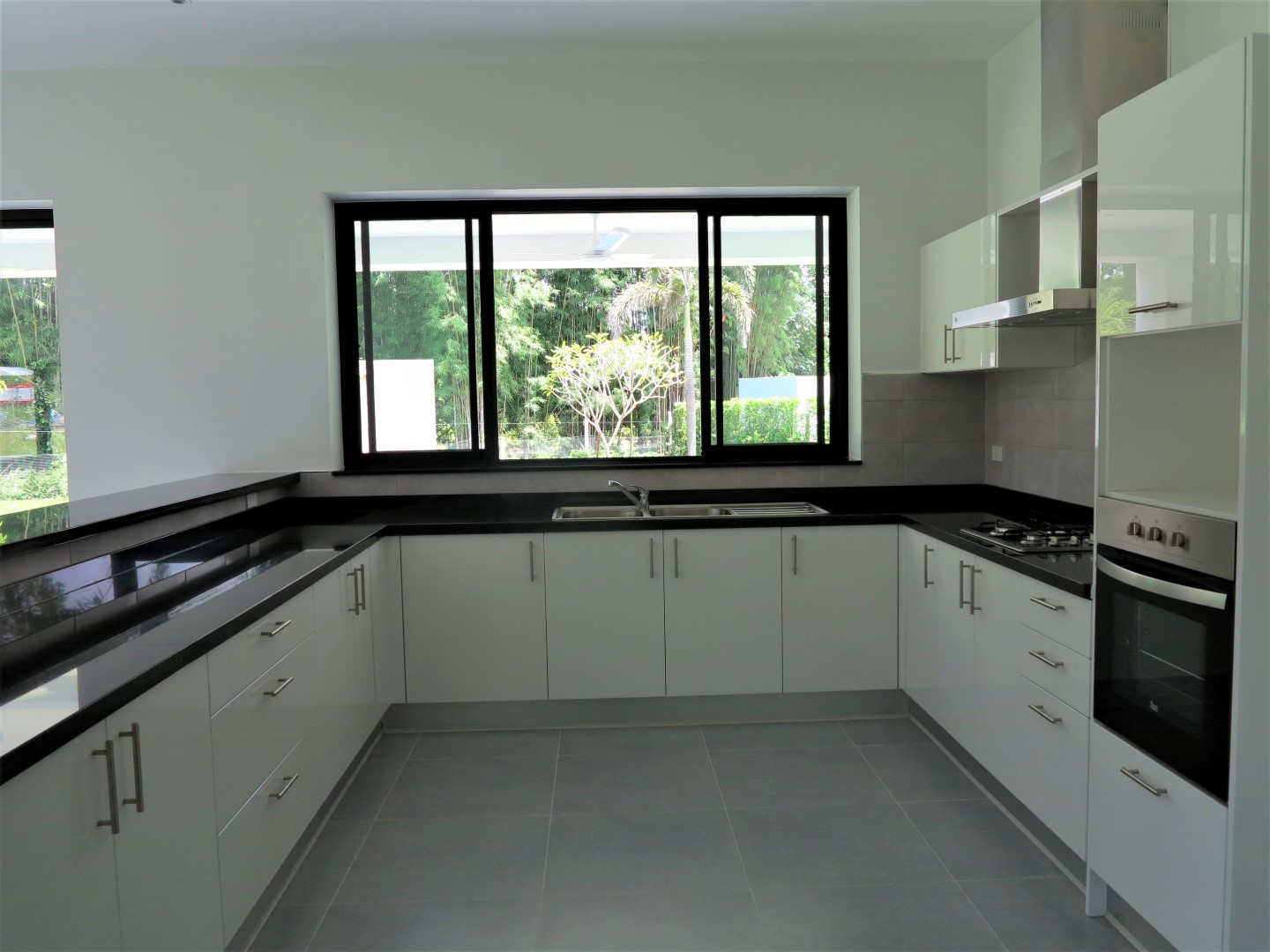 Large Single Story Home For Sale With Private Pool
