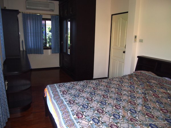 House with Private Pool in Sansai For Rent and Sale