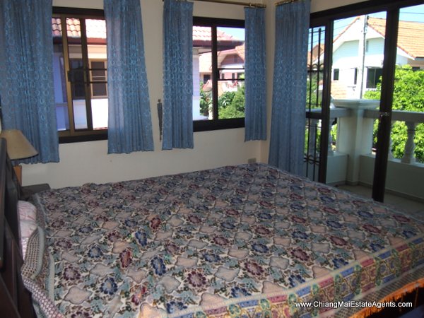 House with Private Pool in Sansai For Rent and Sale