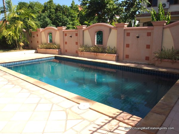 House with Private Pool in Sansai For Rent and Sale