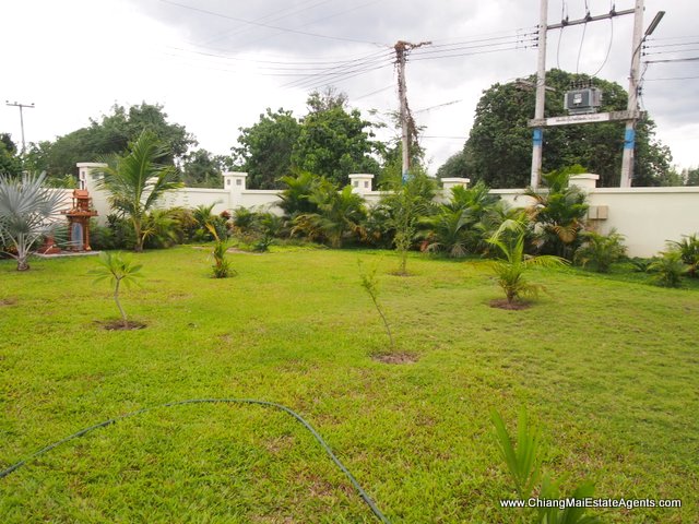 Beautiful 2 bedroom private house for sale in hang dong