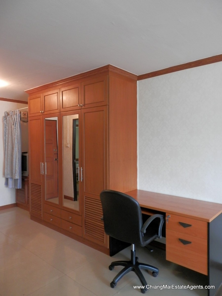 Studio Apartment for Rent in Hillside 3 Condominium