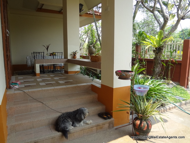 1 storey House For Sale